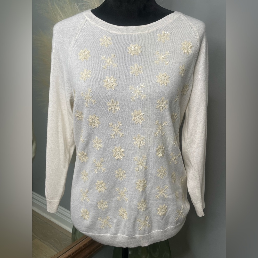 Talbots Lambswool Cream Sweater with Snowflake Details (M) NWOT